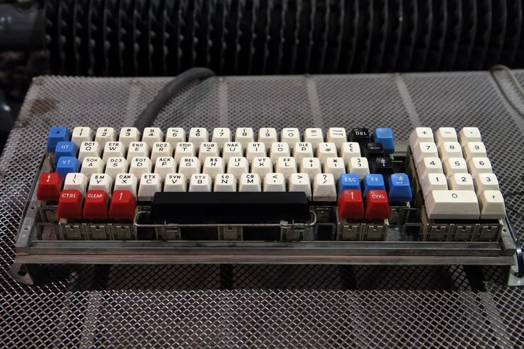 机械键盘轴体选择指南